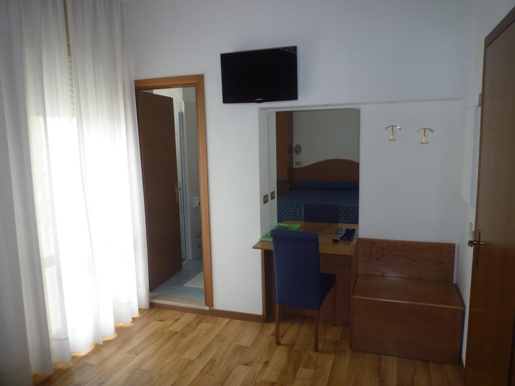 Hotel Roma Lido di Jesolo Camera foto